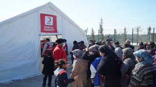 Kızılay'n Deprem Bölgesindeki Yardım Seferberliği 6 ilde 12 sosyal market hizmet veriyor