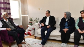 Mavi Kapaklar Depremzede Vatandaşın Umudu Oldu