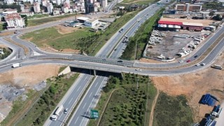 Çayırova Turgut Özal Köprüsü trafiği akıcı hale getirdi