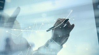 Simon Kucher gelirini yüzde 21 artırırken 2023 için yeni marka kimliğini açıkladı