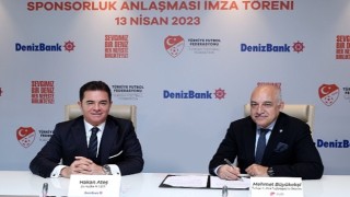 TFF ve DenizBank Milli Futbol Takımları Ana Sponsorluğunu 3 Yıl Uzattı