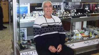 Ünlü sanatçı hayatını kaybetti!