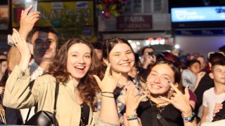 Retrobüs Saray'da nostalji rüzgarı estirdi