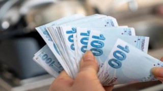 En düşük emekli maaşı için resmen rakam verdi