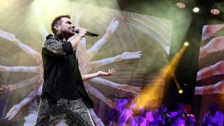 Kenan Doğulu Harbiye'yi salladı