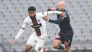 TRABZONSPOR’A SÜPER LİG’DEN SÜRPRİZ STOPER TRANSFERİ
