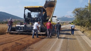 Kırsal Mahallelerde Yol Çalışmaları Devam Ediyor