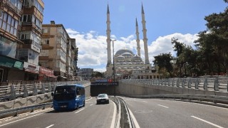 Maltepe Cumhuriyet Meydanı Altgeçidi hizmete açıldı