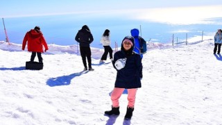 Başkan Topaloğlu'dan sanatçılarımıza önce teleferik sonra piknik jesti