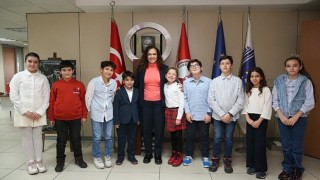 Başkan Ünsal, Kent Konseyi Çocuk Meclisi yönetimiyle buluştu