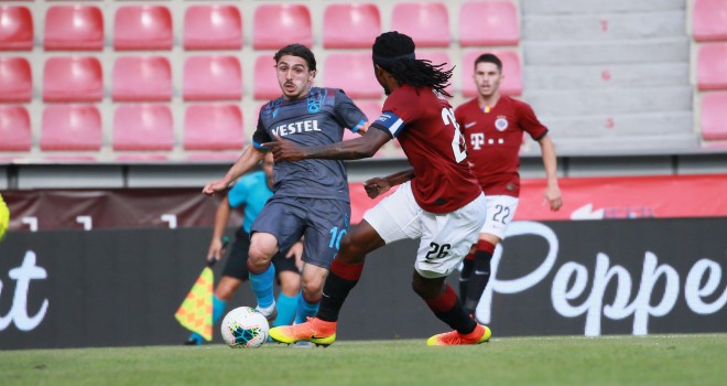 Trabzonspor - Sparta Prag maçının hakemi belli oldu!